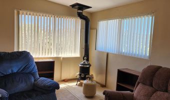 200 Cathedral Vly, Ash Fork, AZ 86320