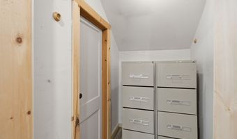 13 Old Mill Rd, Arlington, VT 05250