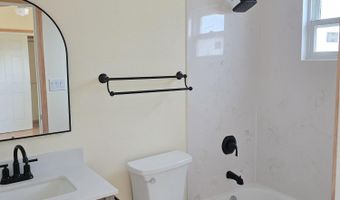 4640 Carlton St NW, Albuquerque, NM 87107