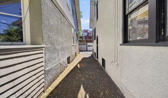 78 Grove Ave, Albany, NY 12208