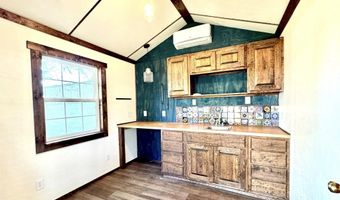 1305 S Country Club Cir, Carlsbad, NM 88220