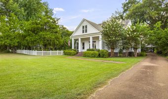 818 Cannon Ave, Bentonia, MS 39040