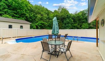 122 Nash Dr, Athens, TN 37303