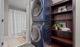 660 Village Green Blvd E, Adams Twp., PA 16046