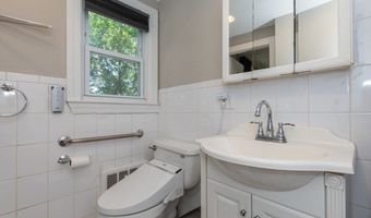 15 Peak Hill Rd, Boston, MA 02132