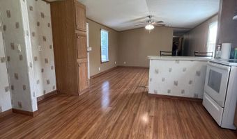 139 Poplar St, Benton, TN 37307