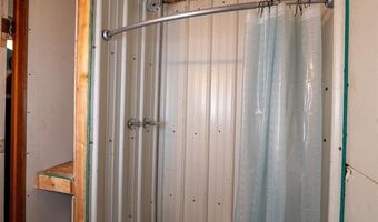 10450 County Road 1490 Rd, Ada, OK 74820