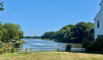 40 Web Ave 202, North Kingstown, RI 02852