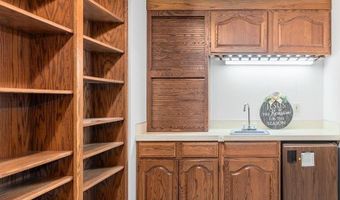 6353 OSAGE Ave, Cheyenne, WY 82009