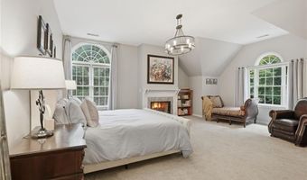 5050 Southlake Dr, Alpharetta, GA 30005