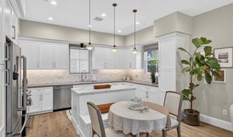 3918 W 242nd St, Torrance, CA 90505