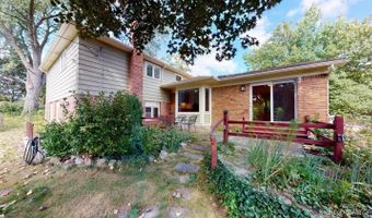 2235 Prairie St, Ann Arbor, MI 48105
