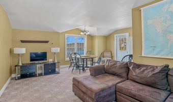 11 Driftwood Rd, Danbury, CT 06811