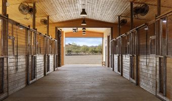 21620 W Buckwheat Ln, Congress, AZ 85332