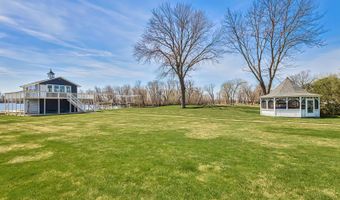 41653 N Lotus Ave, Antioch, IL 60002