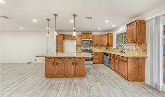 19891 Talihina Rd, Apple Valley, CA 92307