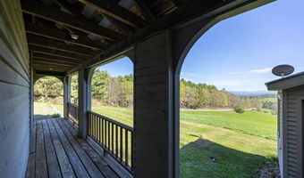 57 Darling Ln, Barnet, VT 05821