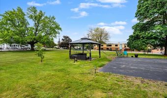 31 Main St, Allenstown, NH 03275