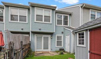 33 BARK HOLLOW Ln, Horsham, PA 19044