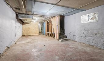 1302 N LONGWOOD St, Baltimore, MD 21216