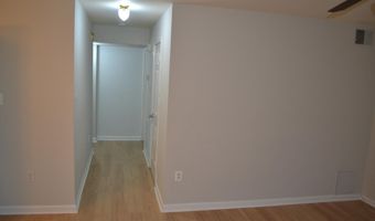 11803 CARRIAGE HOUSE Dr 21, Silver Spring, MD 20904