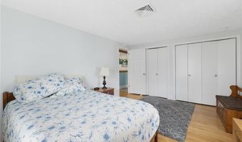 112 Center Ave, Middletown, RI 02842