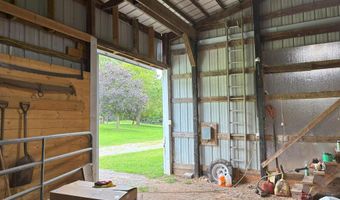 290 WOODS Rd, Abbottstown, PA 17301