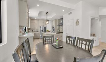6066 Lake Lindero Dr, Agoura Hills, CA 91301