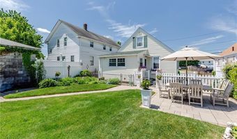 24 Columbus Blvd, Cranston, RI 02910
