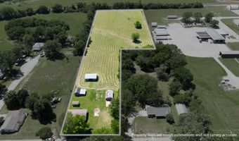 427 N Harrison Ave, Aurora, MO 65605