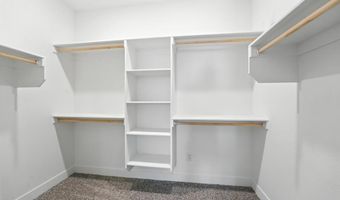 1432 N 163rd St, Basehor, KS 66007