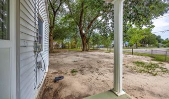 413 Seymour St, Aberdeen, NC 28315