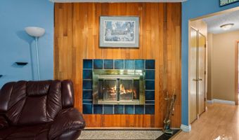 5240 E 42nd Ave, Anchorage, AK 99508