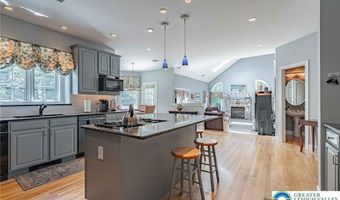 6958 Lehigh Ct, Allentown, PA 18106