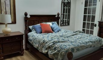 171 Saint Charles Ave, Biloxi, MS 39530