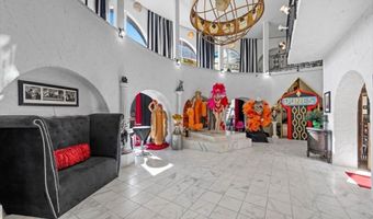 4318 Ridgecrest Dr, Las Vegas, NV 89121