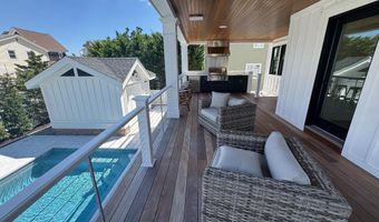 281 7TH St, Avalon, NJ 08202