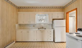 38 Long St, Barre, VT 05641