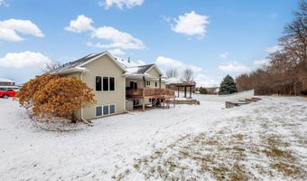 2225 E Byrum Cir, Brandon, SD 57005