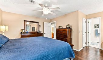 1 Rockford Ln, Bella Vista, AR 72715