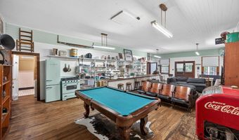 11710 Nashville Hwy, Baxter, TN 38544