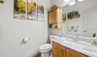 914 N 400 W, Centerville, UT 84014