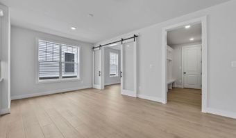 42010 NIGHT NURSE Cir, Ashburn, VA 20148