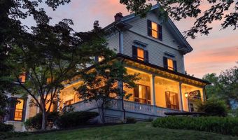 55 Academy St, Arlington, MA 02476