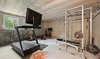 365 Walden Parke Way, Bangor, ME 04401