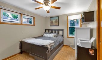 64 Albion Ave, Amherst, NY 14226