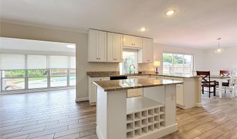 411 MONTICELLO Dr, Altamonte Springs, FL 32701