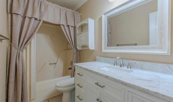 16 Hickory Ridge Dr, Benton, AR 72015