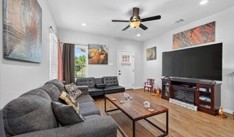 225 Santa Fe St, Alvarado, TX 76009