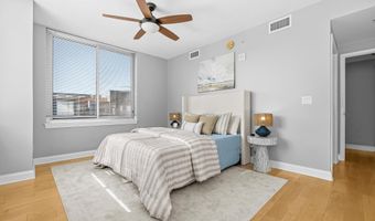 1020 N HIGHLAND St 524, Arlington, VA 22201